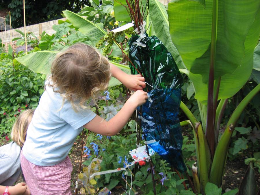 Outdoor workshop at 100 Languages of Children 2004